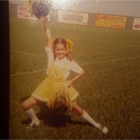 Meet Your Posher - Picture 2 of 3